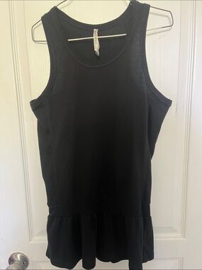 Black Sleeveless Peplum Tank